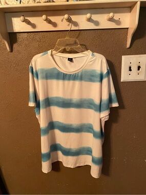 Casual Striped Crewneck Blouse - Cream and Light Blue